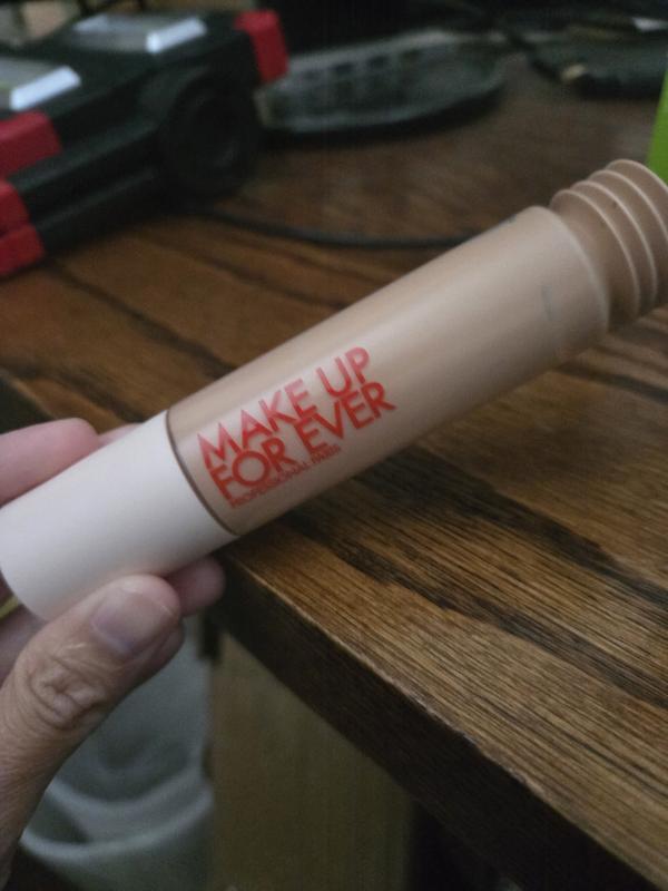 Customer photo for "Lightweight and gives good coverage"