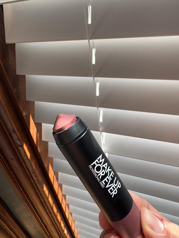 Customer carousel item 11.