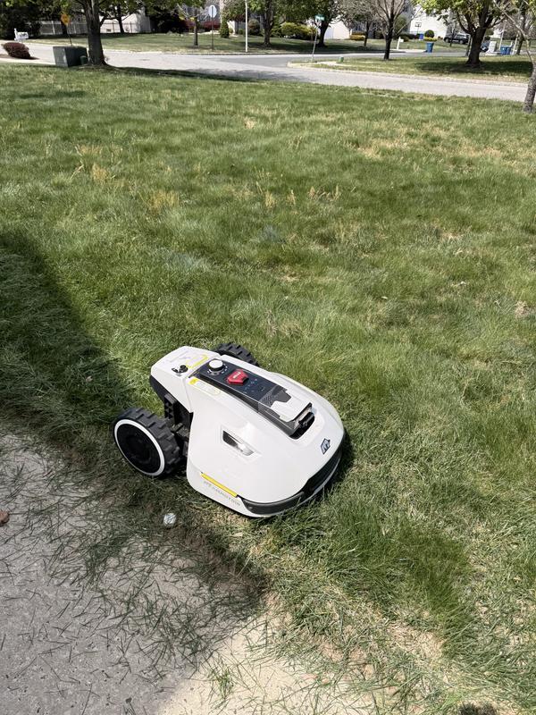 Reviews for MAMMOTION Yuka 3000 12.6 in. Robot Lawn Mower (0.75
