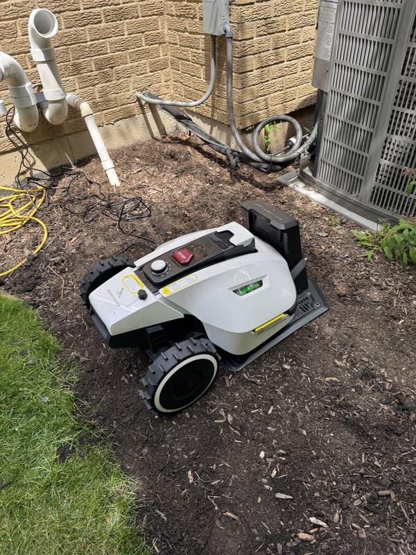 MAMMOTION Yuka 3000 12.6 in. Robot Lawn Mower (0.75 Acre