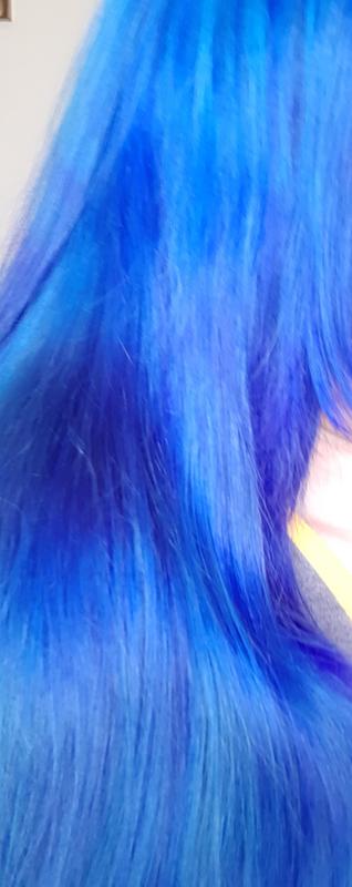 53 Top Photos Vibrant Blue Hair : Blue Hair Dye Tips What I Wish I Knew Before Dyeing My Hair Blue Teen Vogue