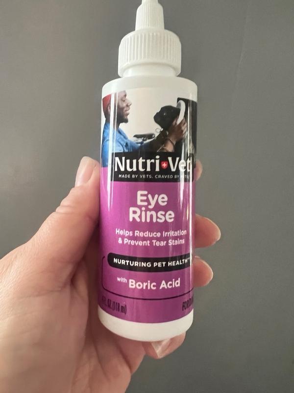 Eye wash for dogs is a solution that gently cleanses the eyes to