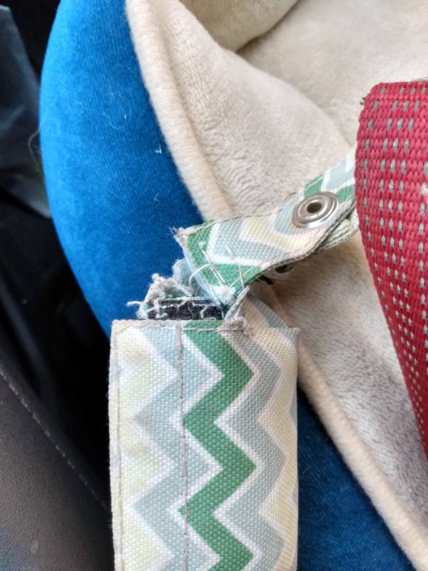 Bags on Board Fashion Waste Pick-up Bag Dispenser Green Chevron Print –  Petsense