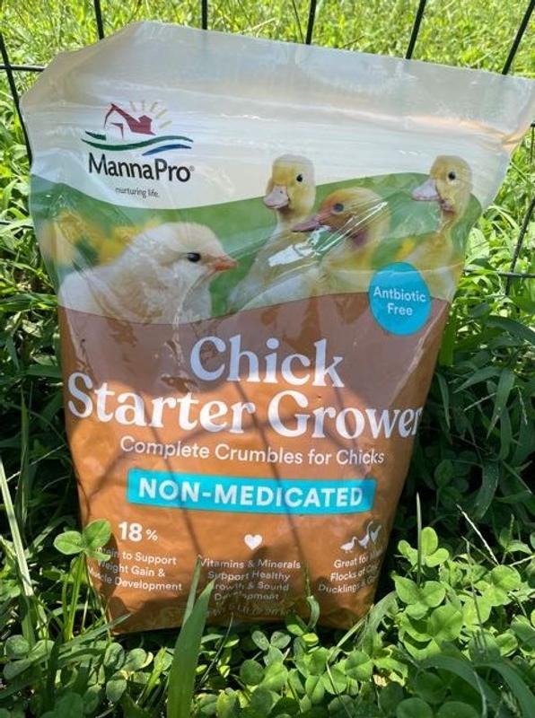 Ducklings Medicated Starter Crumble Feed for Chicks Manna Pro Non 5 lb New 