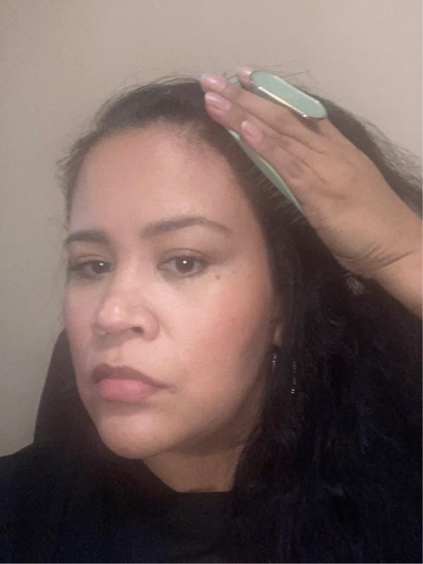 Customer photo for "This manta brush is the brush of my dreams!"