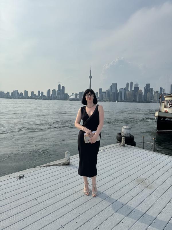 Review Thumbnail Image 0 315667399