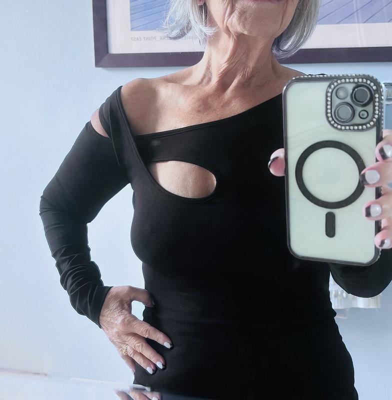 Review Thumbnail Image 0 379281759