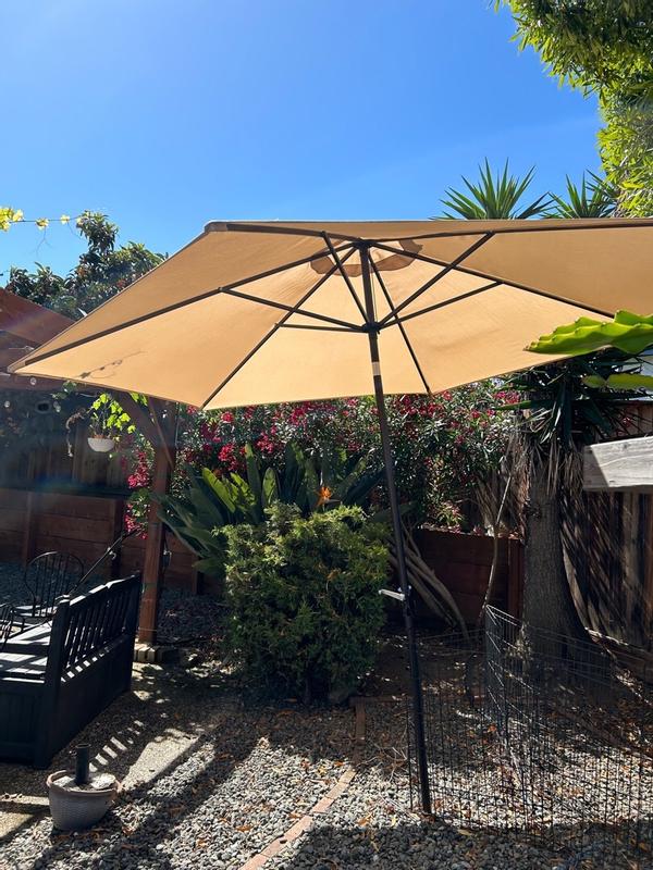 big lots triple vent patio umbrella Replacement Canopy Compatible with the Real Living 15ft Sold at Fits Model Numbers: BS17031, BS19080-LI, BS19080-RE Made from RipLock 350 polyester fabric in Nutmeg with reinforced grid pattern to help limit tear spread Frankford Monterey 7.5' Octagonal Market