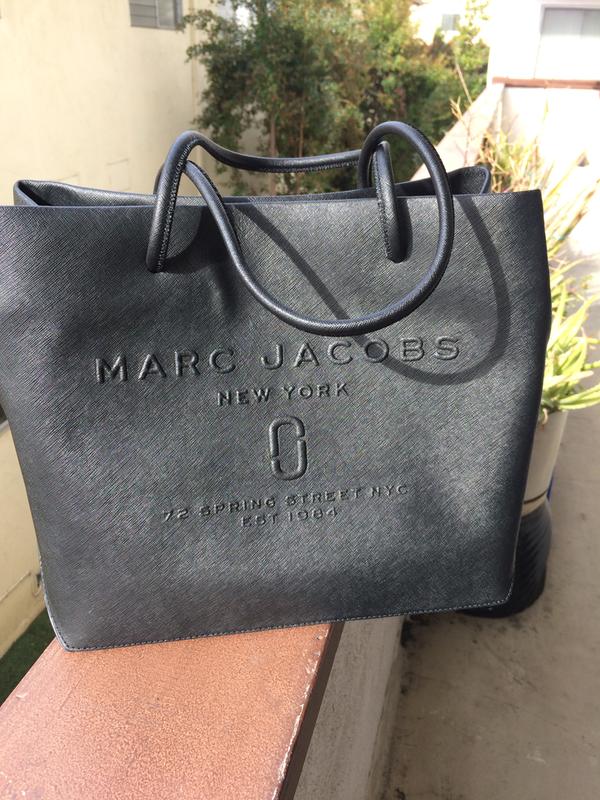 MARC JACOBS Logo East/West Leather Tote | Bloomingdale's