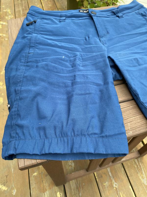 You can see the fabric puckers by the hem stitching because it has lost its stretch