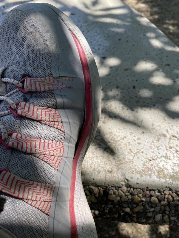 Shoe