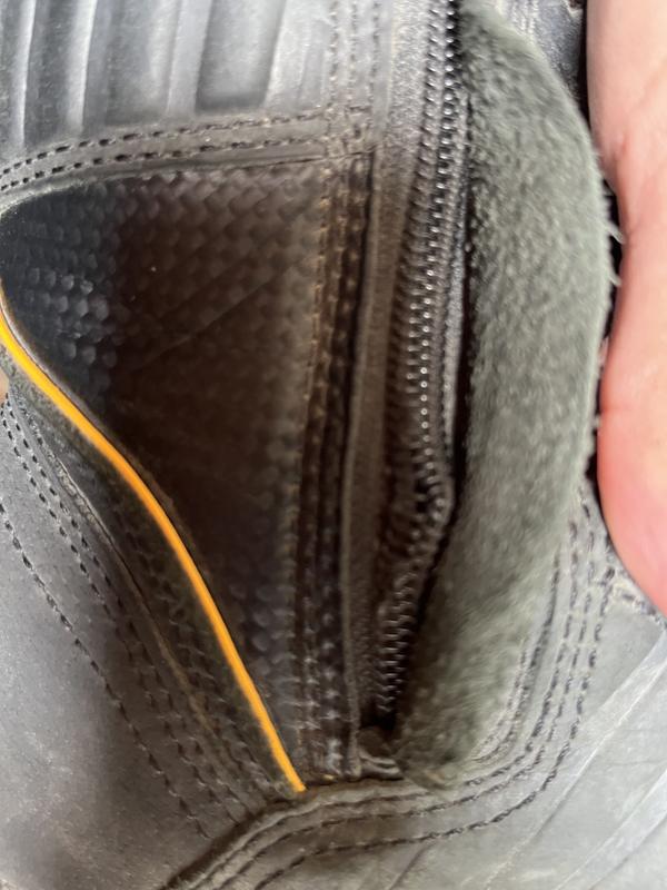 Zipper breaking