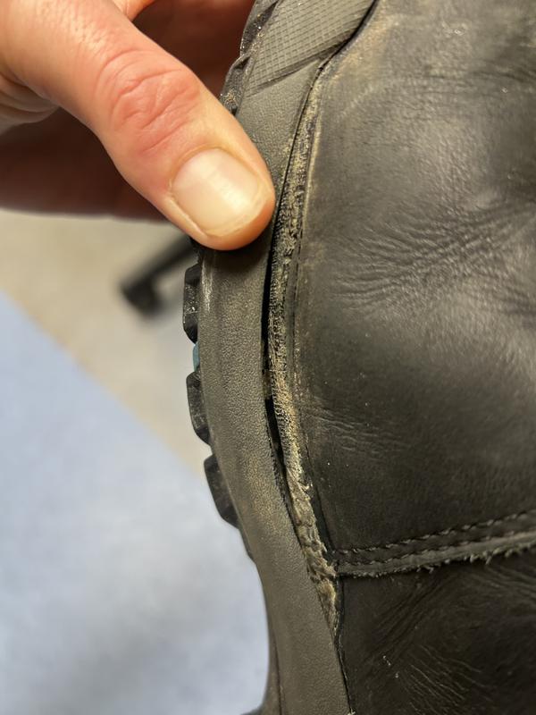 Completely separating. Claimed water proof but not even water resistant