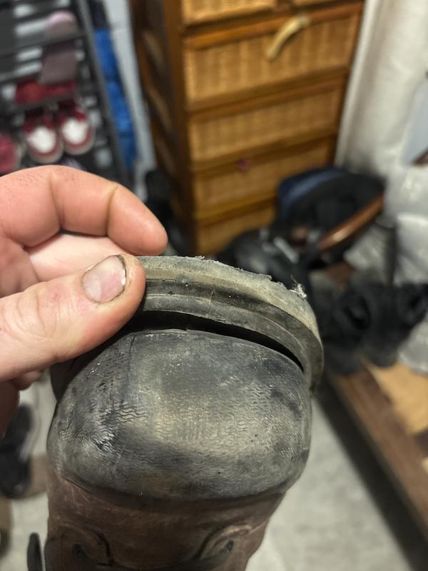 Toe separating