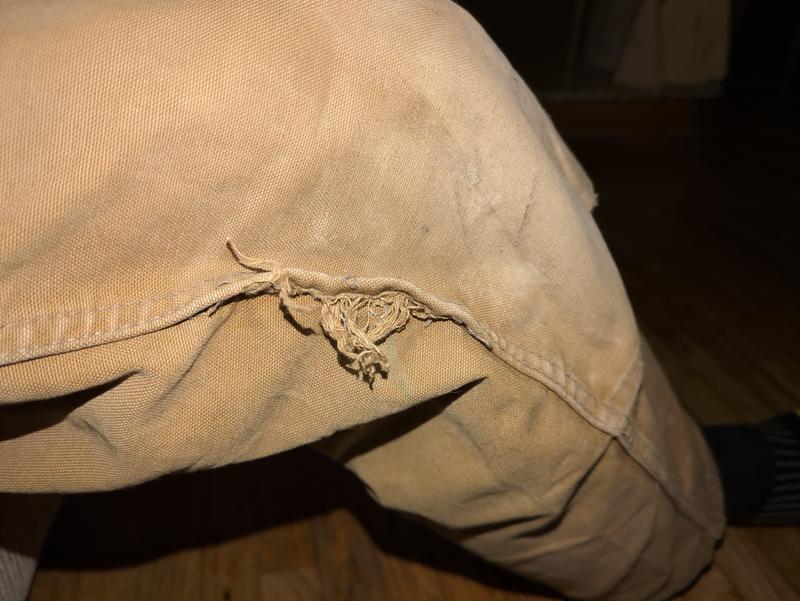 Right knee patch stitching