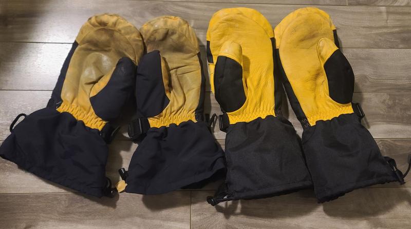 Old ones on the left. The liner gloves were replaceable, and I only needed to replace them once. For the new ones, they are embedded in the mitt, so not replaceable. I wish the old design was still available. But the new ones are still pretty good.