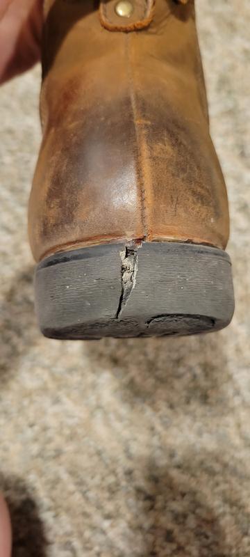 How it starts: a small crack that just gets bigger and bigger every day