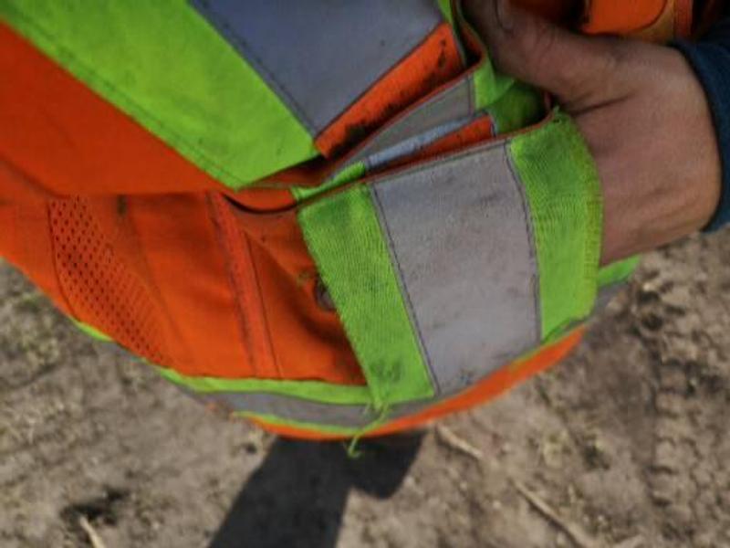 Thread coming apart pockets and vis