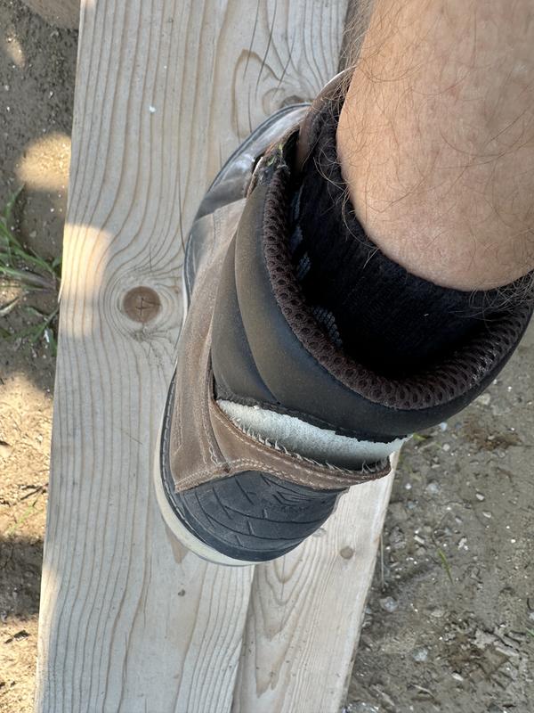 This is 1 month in, no water damage, not a drop. It didn’t rain for like 3 weeks