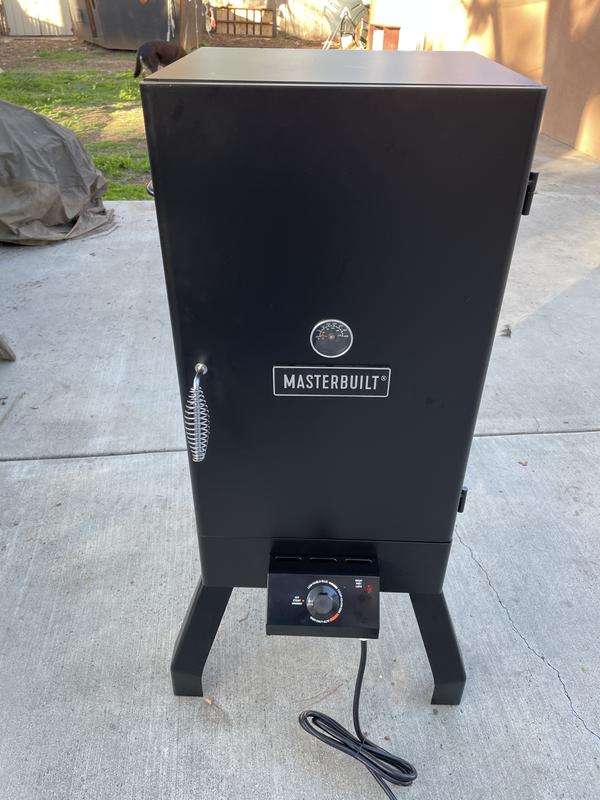 Masterbuilt 30-Inch Analog Electric Smoker with 3 Adjustable Racks
