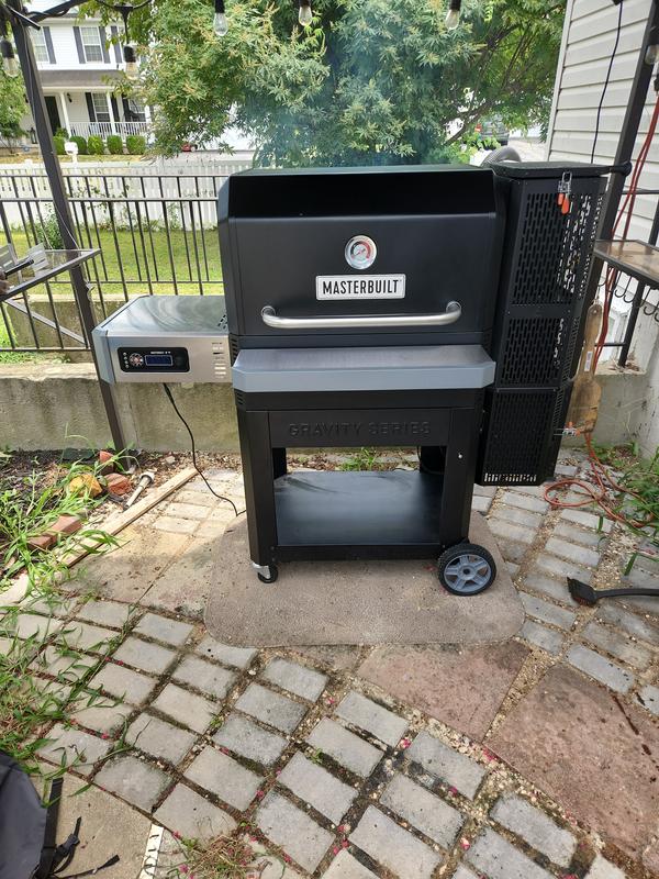 Masterbuilt Gravity Series 800 Digital Charcoal Grill