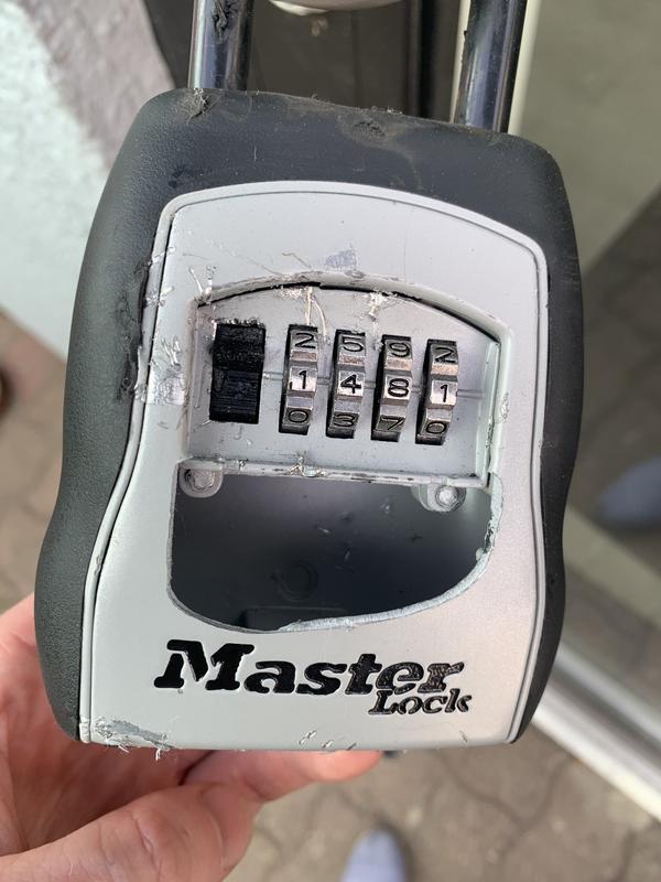 Master Lock 5400D Set Your Own Combination Portable Lock Box, 5 Key  Capacity, Black 
