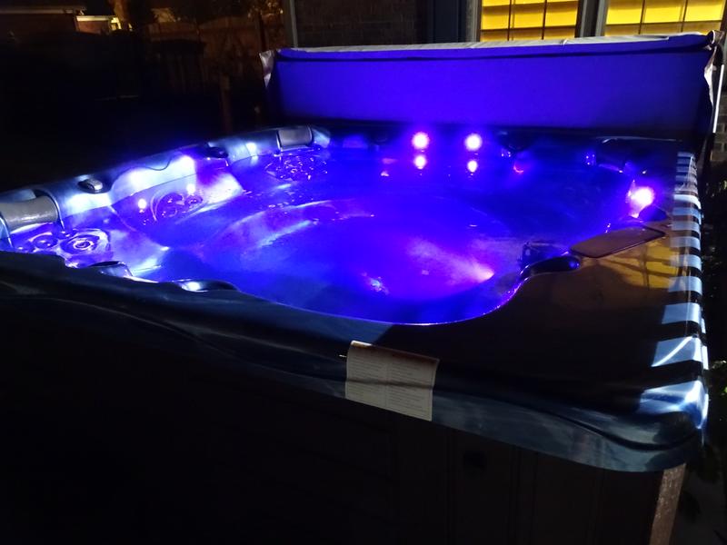 Balance 8 Hot Tub Model from Clarity Spas