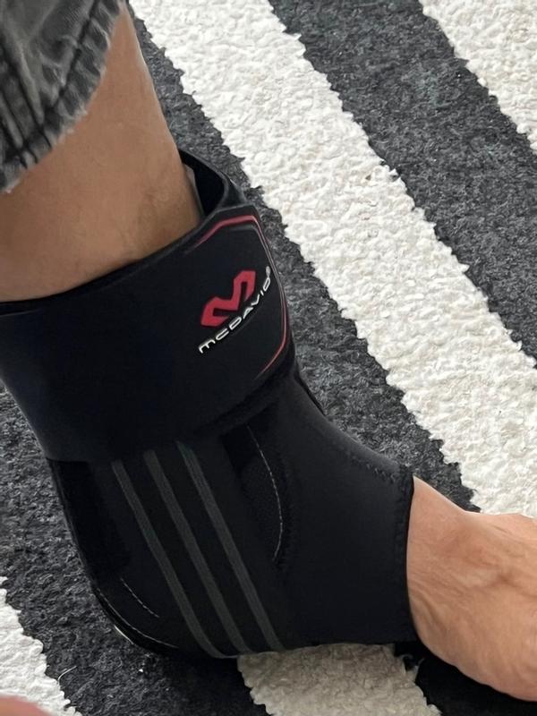 McDavid Elite Ankle Brace With Figure 6 Strap & Stays - Elastic Support For Injury Prevention & Recovery
