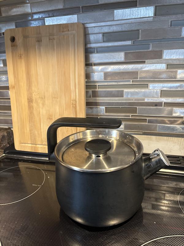 Meyer Accolade Stainless Steel 2L Saucepan with cover, Made Meyer Accolade Stainless Steel 2L Saucepan with cover, Made