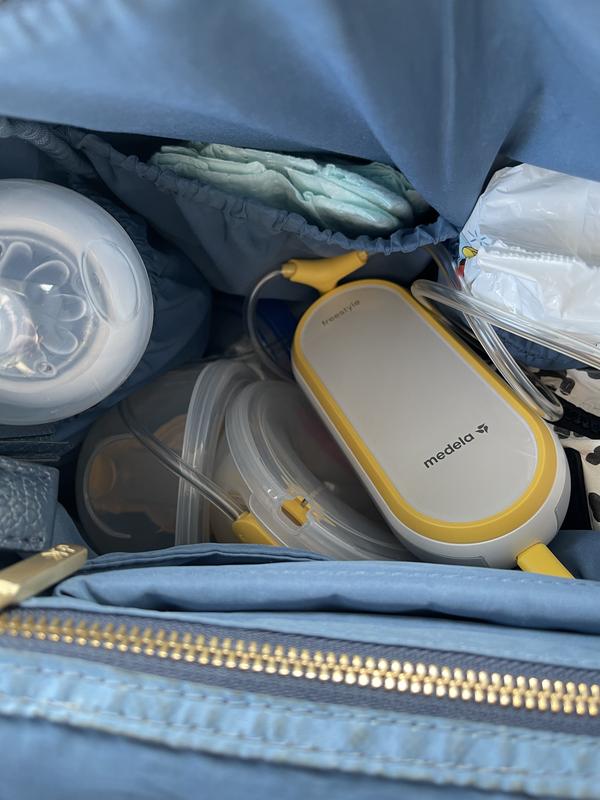 Medela Freestyle Flex Double Electric Breast Pump with Cooler