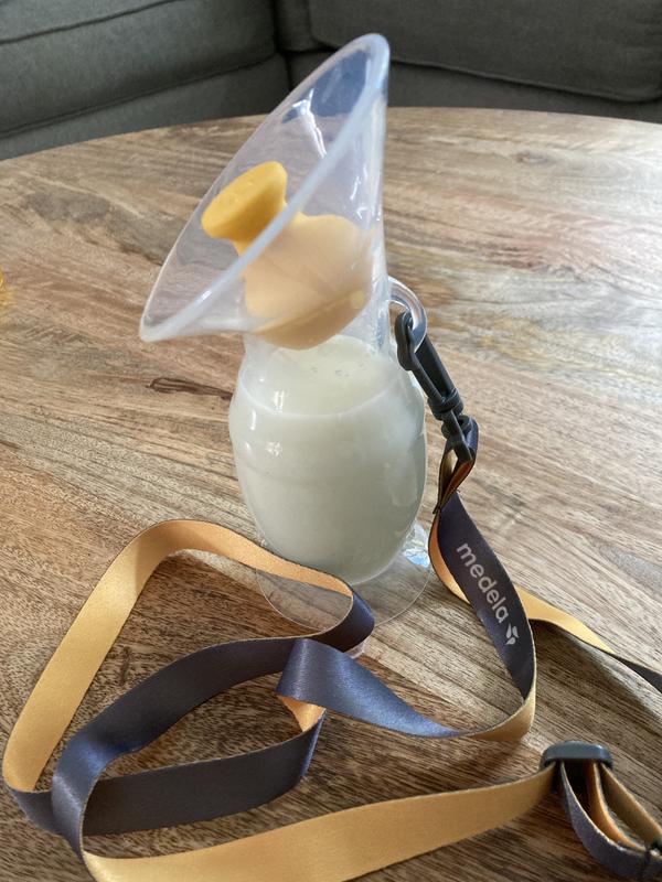 Medela Silicone Breast Milk Collector Double Leak Proof, Lanyard - 3.4 fl  oz