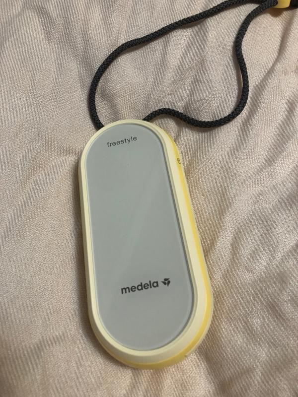 Medela Freestyle Hands-Free Breast Pump - Wearable, Portable and Discreet Double  Electric Breast Pump with App Connectivity
