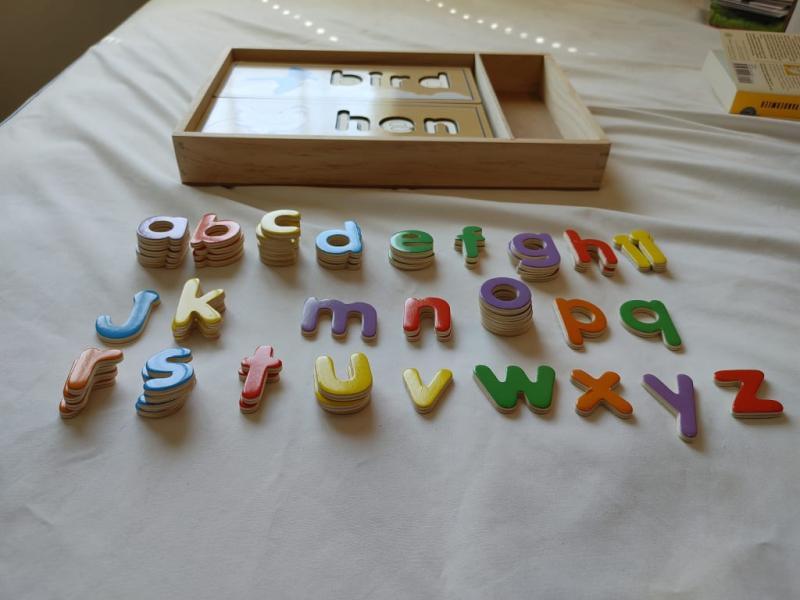 see and spell learning toy