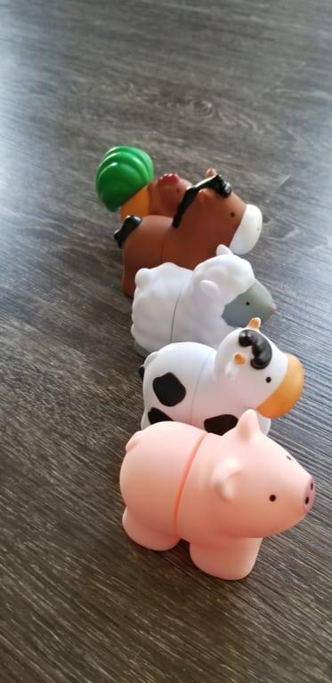 Pop blocs farm animals online