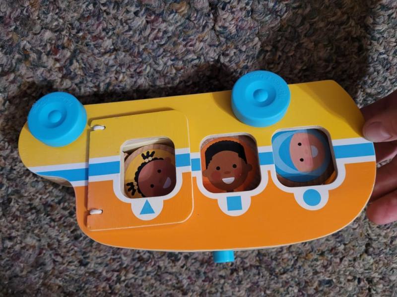 Melissa and Doug Bus