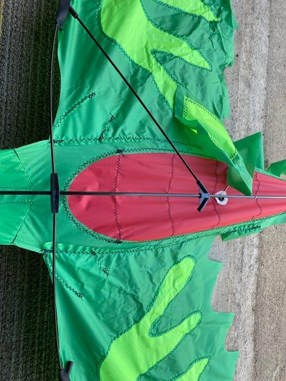 Melissa and best sale doug dragon kite