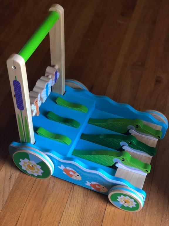 melissa & doug chomp and clack alligator push toy