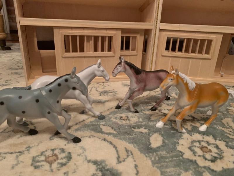 melissa and doug fold and go horse stable