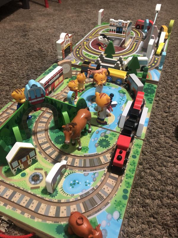 melissa and doug take along train set