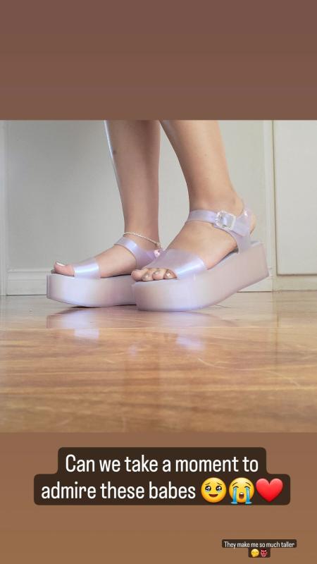 Review Thumbnail Image 0 340775941