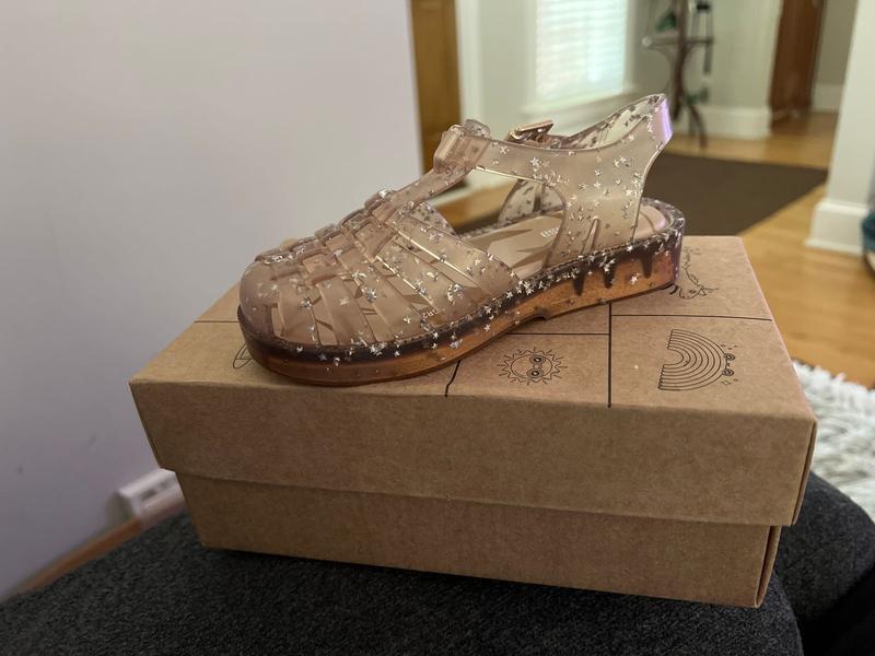 Review Thumbnail Image 0 383569792