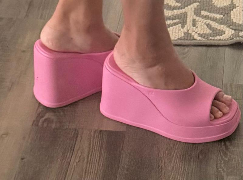 Review Thumbnail Image 1 385303291