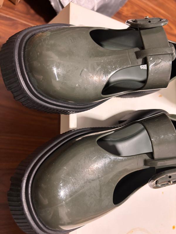 Review Thumbnail Image 0 373933523