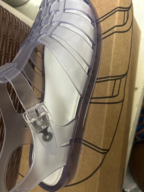 Customer carousel item 6.