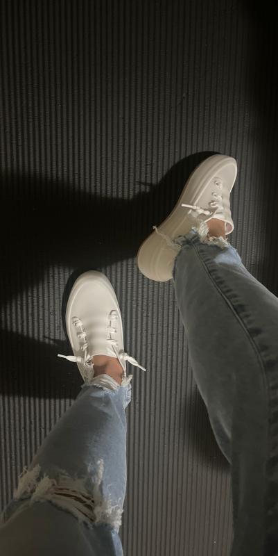 Review Thumbnail Image 1 340793074