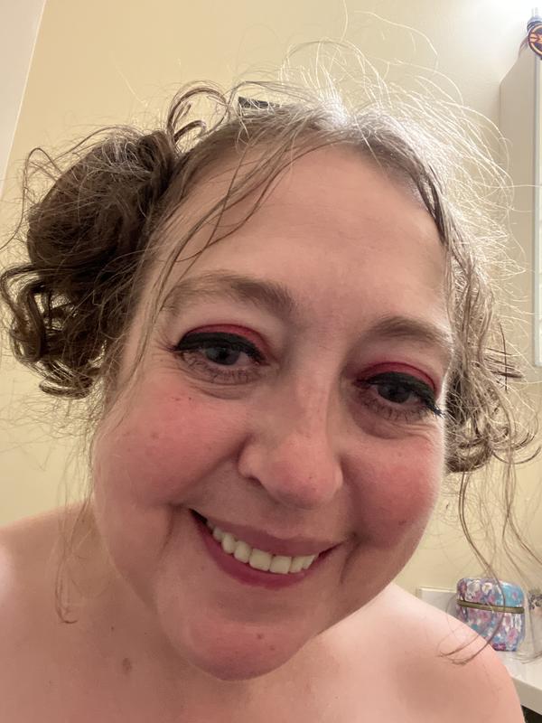 Customer photo for "One of the best eyeliners I’ve ever used."