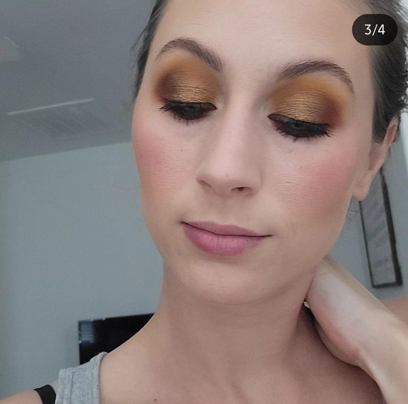 Customer photo for "Great warm neutrals palette!"