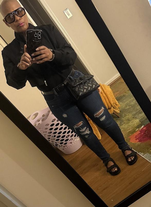 Review Thumbnail Image 0 383974667