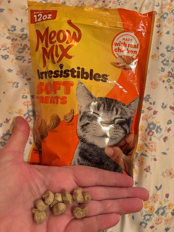 Meow Mix 12 oz Irresistibles Chicken Soft Cat Treats - 2927499049