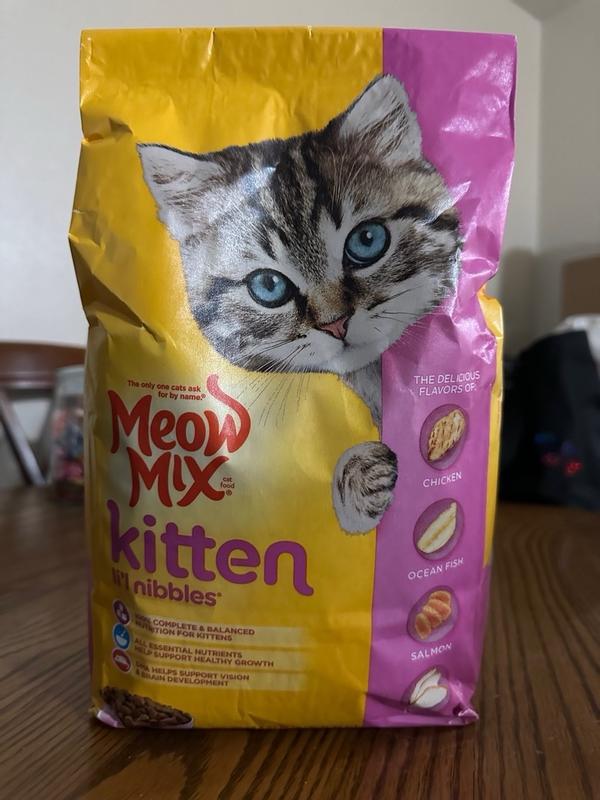 Meow Mix Kitten Li'l Nibbles Dry Cat Food - Chicken & Fish Flavors